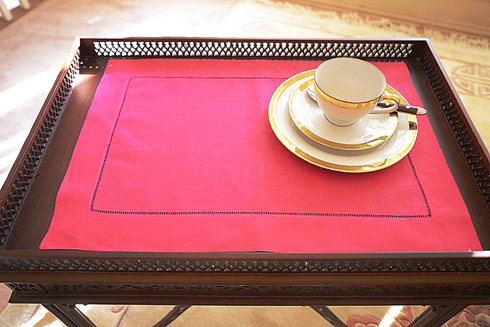 Place Mat Pink Peacock Colored.